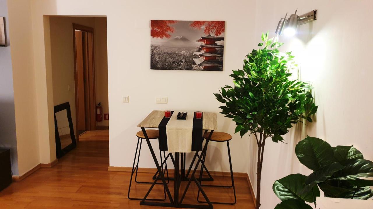Gorgeous Apartment In Portimão Extérieur photo